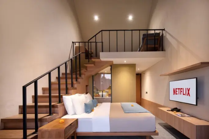 Mezzanine Suite Room