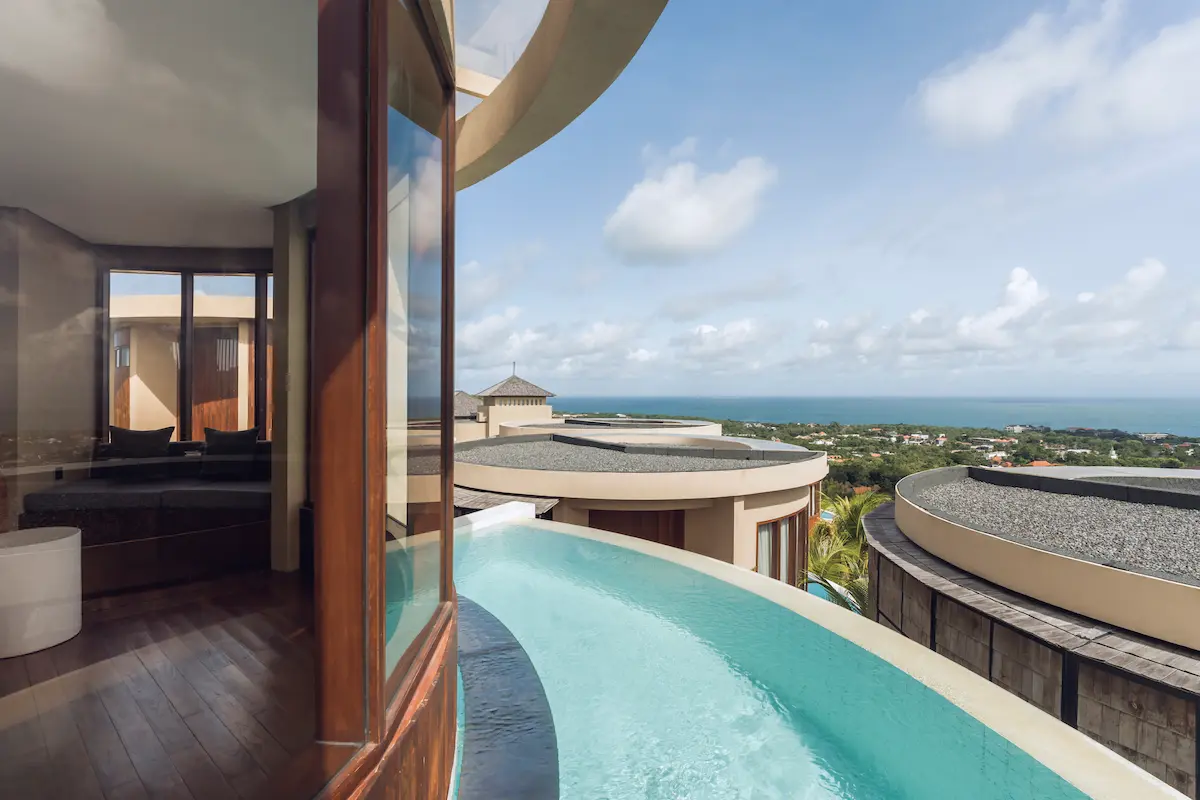 Grand Cabana