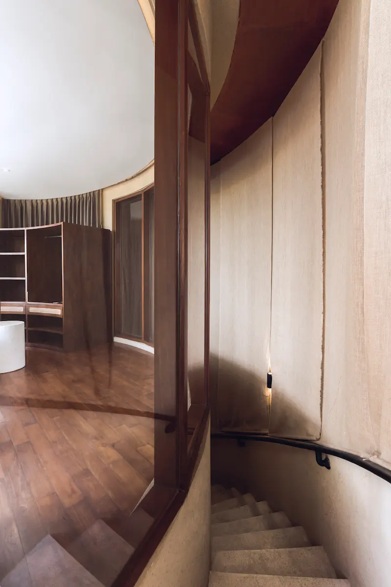Cabana Room
