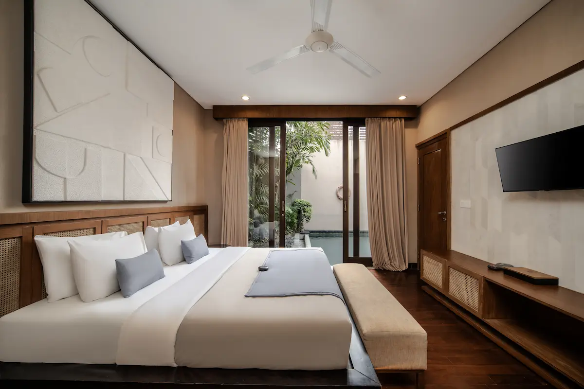 Royal Two Bedroom with Private Pool and Bathtub