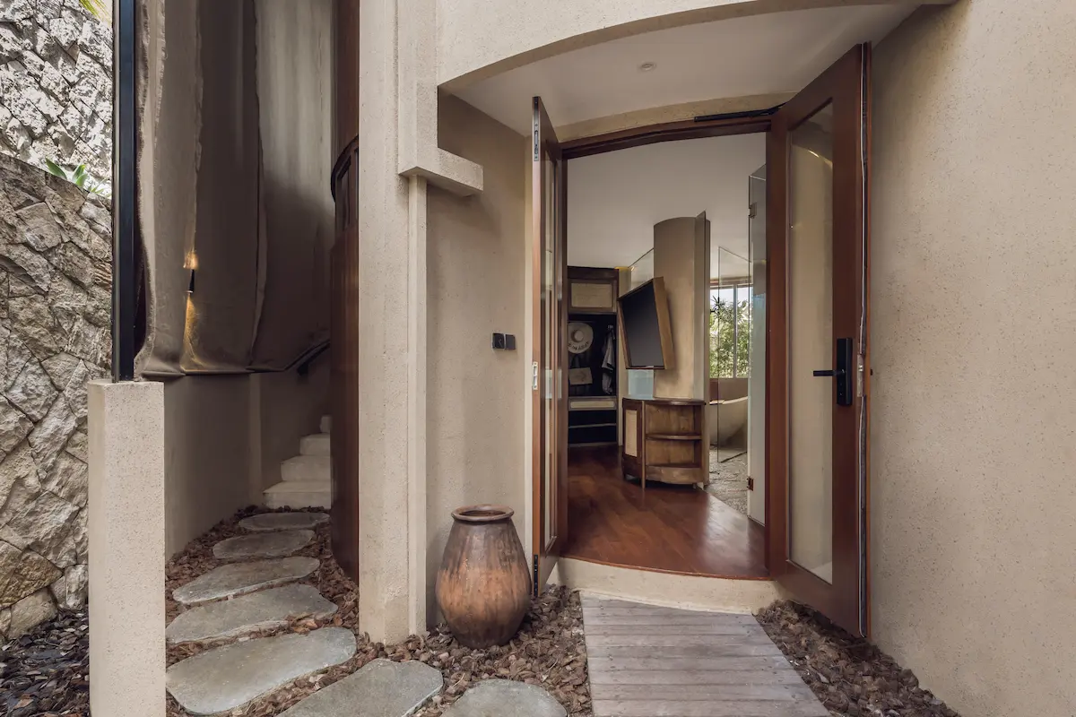 Cabana Room