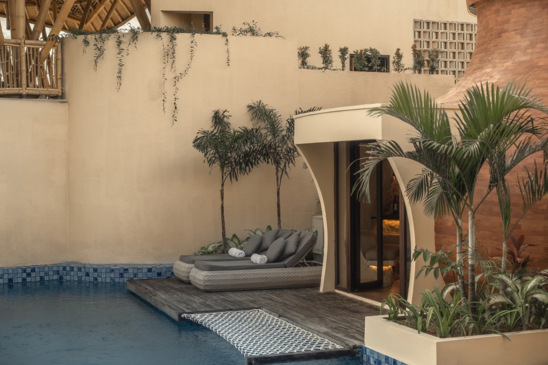 1 Bedroom Plunge Pool with Lagoon Access