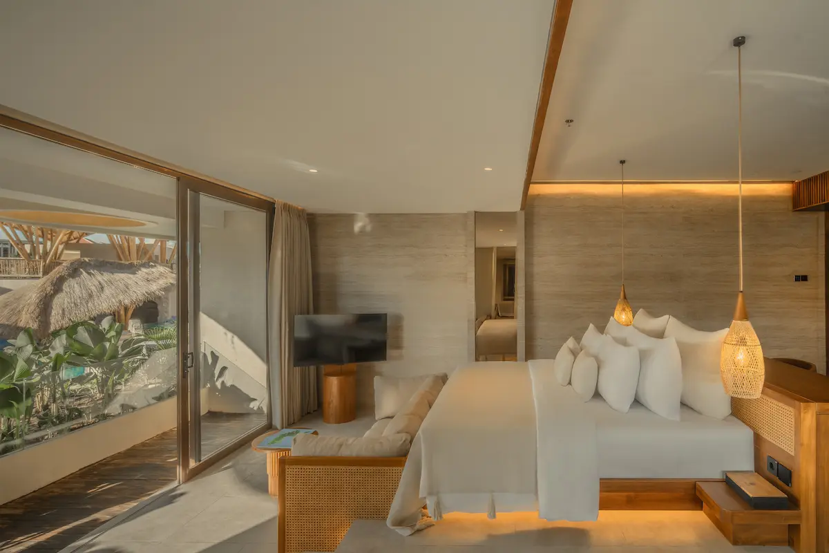 Grand Suite Pool View