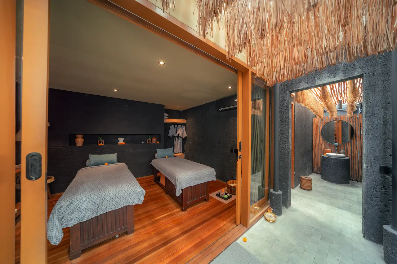 Svaha Spa Nelayan