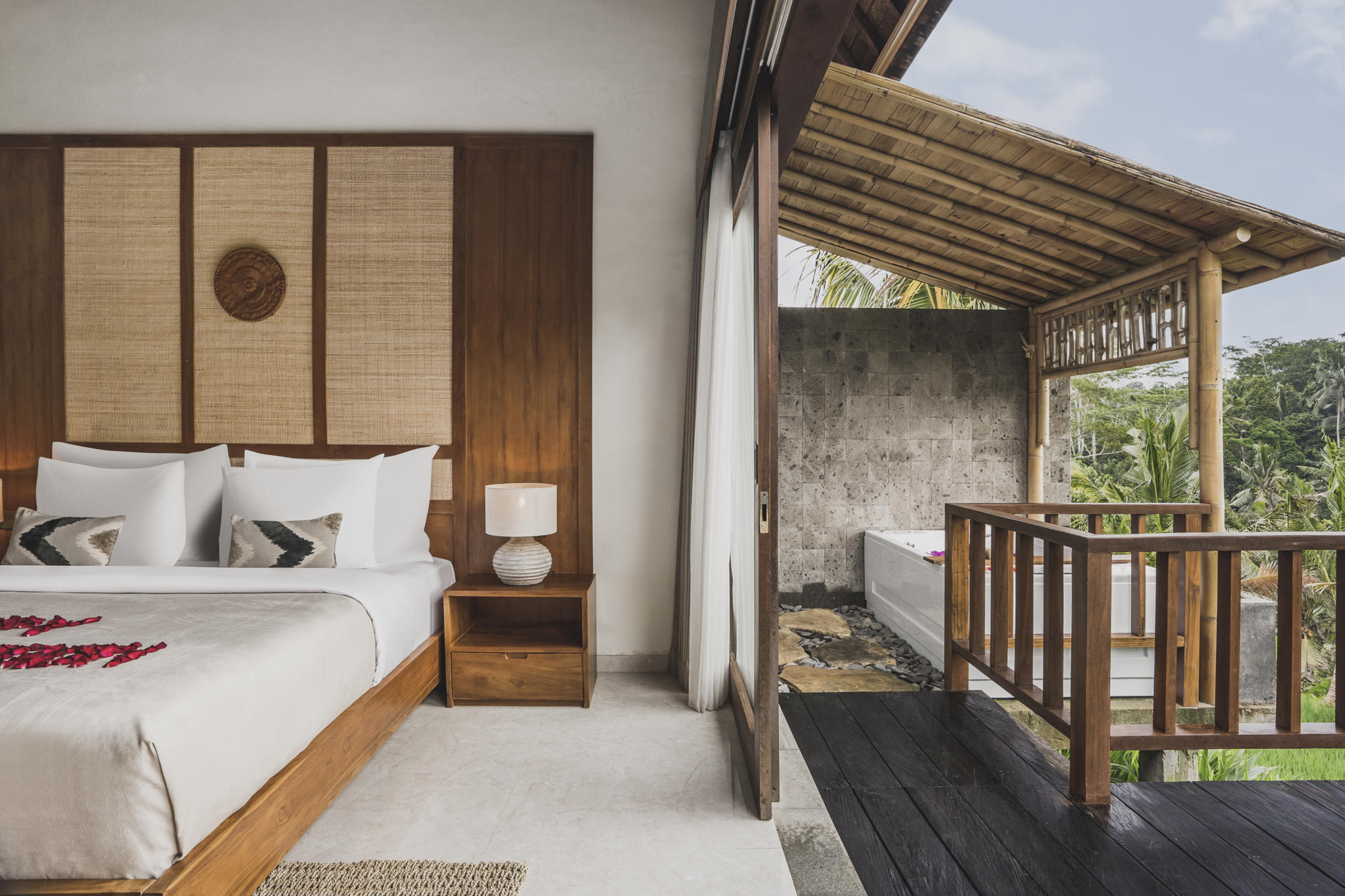 Maar Resort Photo