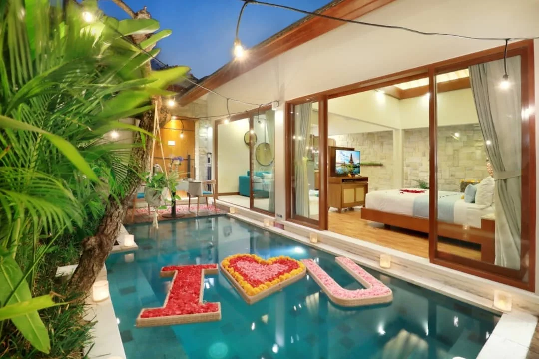 FLOWER PETAL ( I LOVE U )